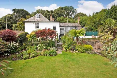 High Street, Padstow, Cornwall 5 bed semi