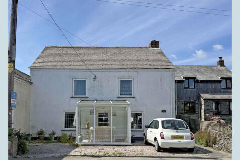 Whitecross, Nr. Wadebridge, Cornwall 4 bed semi