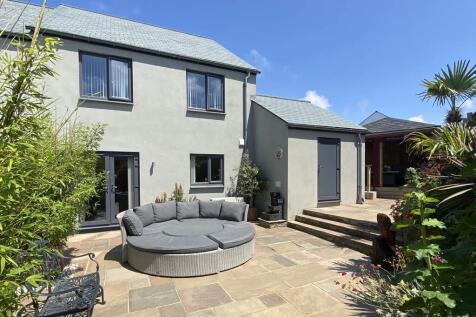 Crantock, Nr. Newquay, Cornwall 3 bed semi