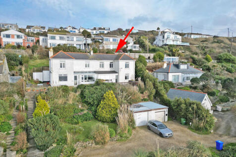 Chy An Dour Road, Praa Sands, Cornwall 3 bed house for sale