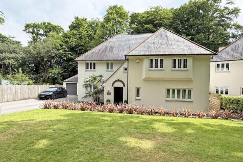 Duporth, St Austell, Cornwall 5 bed detached house for sale