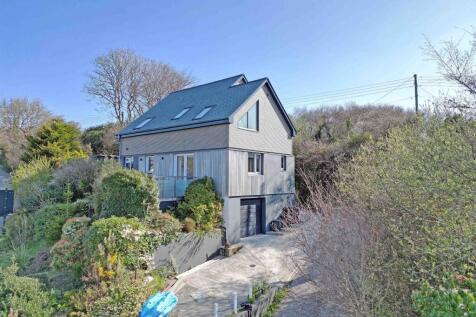Budock Water, Nr. Falmouth, Cornwall 4 bed detached house for sale