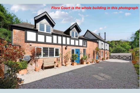 Wadebridge, Cornwall 5 bed detached house for sale