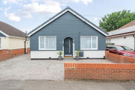 4 bedroom bungalow for sale