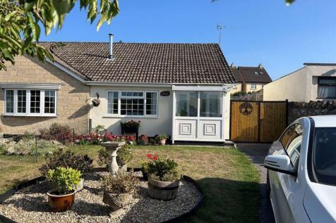 2 bedroom semi-detached house for sale
