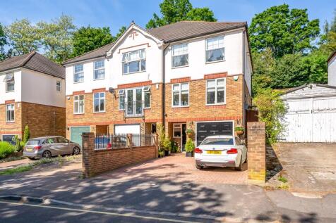 4 bedroom town house for sale