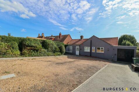 3 bedroom detached bungalow for sale