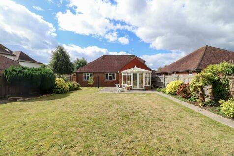 3 bedroom detached bungalow for sale