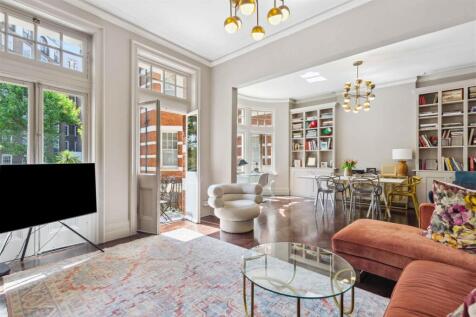 Fitzjames Avenue, London, W14 3 bed flat for sale