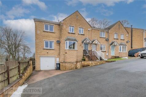 4 bedroom end of terrace house for sale