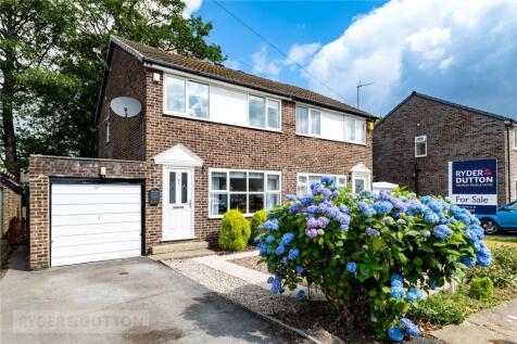 Park Close, Lightcliffe, Halifax... 3 bed semi