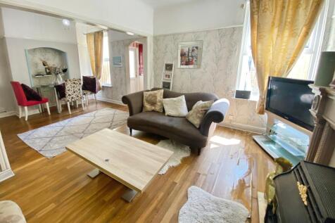 Queens Drive, Stoneycroft, Liverpool... 4 bed terraced house for sale