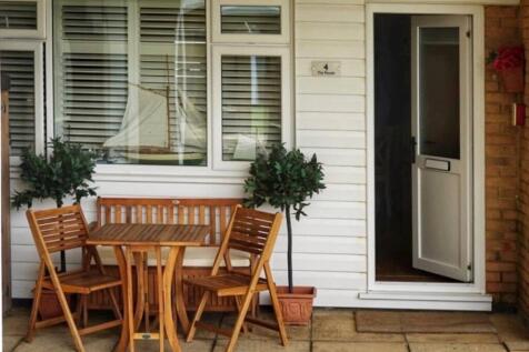 The Parade, West Bay, Bridport... 1 bed apartment for sale