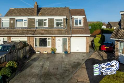 4 bedroom semi-detached house for sale