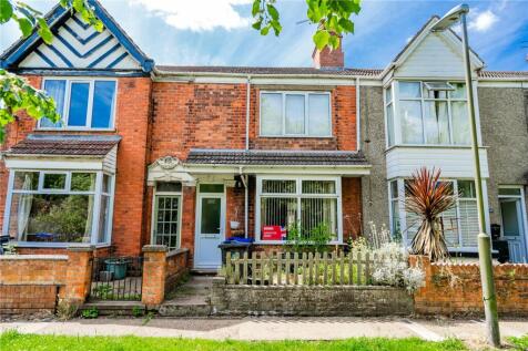 Highfield Avenue, Grimsby... 3 bed terraced house for sale