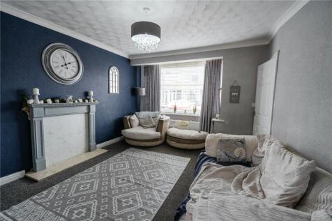 Spring Bank, Grimsby, Lincolnshire, DN34 3 bed end of terrace house for sale