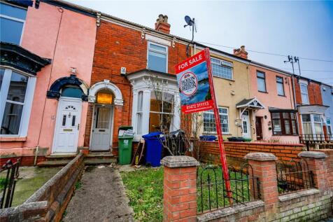 Hare Street, Grimsby, Lincolnshire, DN32 3 bed terraced house for sale