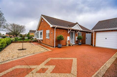 2 bedroom bungalow for sale