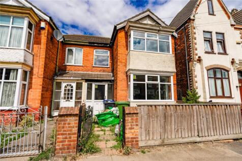 Cromwell Road, Grimsby, Lincoln... 3 bed semi