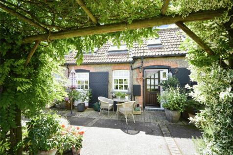 2 bedroom barn conversion for sale