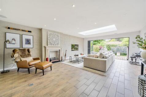 Stagbury Avenue, Chipstead, Coulsdon 4 bed detached house for sale