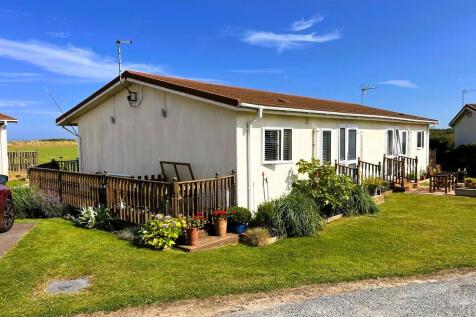 2 bedroom semi-detached bungalow for sale