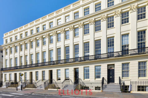 Brunswick Terrace, Hove, 2 bed apartment for sale