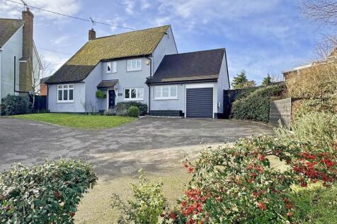 Saffron Gardens, Wethersfield, Braintree 4 bed detached house for sale