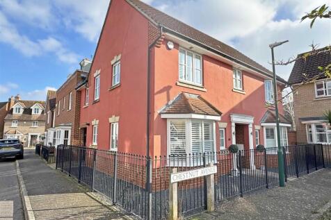 Chestnut Avenue, Great Notley, Braintree 5 bed detached house for sale