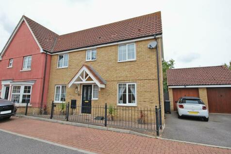 3 bedroom semi-detached house for sale