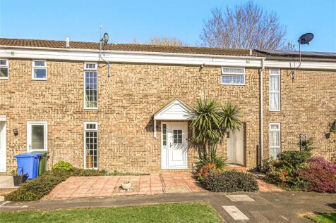 Nuthurst, Crown Wood, Bracknell, RG12 3 bed terraced house for sale