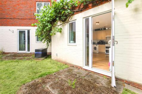 Mount Lane, Bracknell, Berkshire, RG12 1 bed apartment for sale