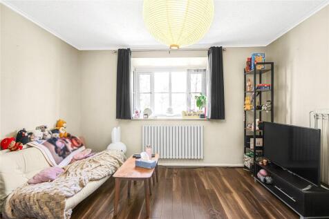 Townsend Close, Forest Park... 1 bed apartment for sale