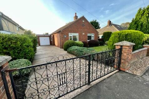 3 bedroom detached bungalow for sale