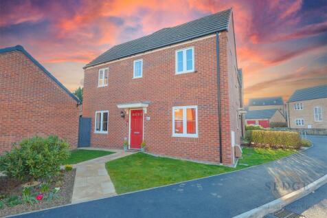 3 bedroom semi-detached house for sale