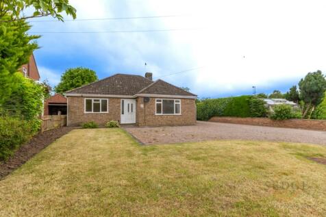 2 bedroom detached bungalow for sale