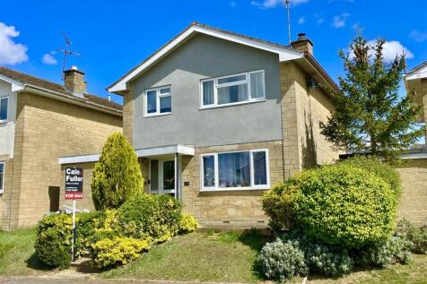 Vaisey Road, Stratton, Cirencester 3 bed detached house for sale
