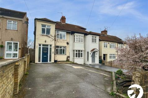 High Road, Wilmington, Dartford... 3 bed semi