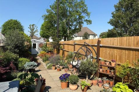 Watling Street, Dartford, Kent, DA2 1 bed maisonette for sale