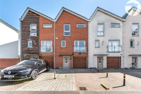 Birdwood Avenue, Dartford, Kent, DA1 3 bed terraced house for sale