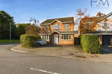 Sparrow Drive, Stevenage 4 bed detached house for sale