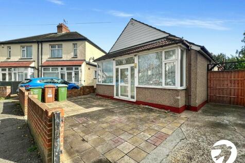 Lincoln Road, Erith, DA8 3 bed bungalow for sale