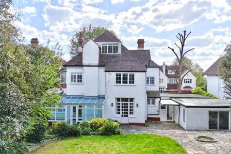 Links Road, Epsom 5 bed detached house for sale