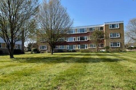 Avenue Road, Epsom 3 bed apartment for sale