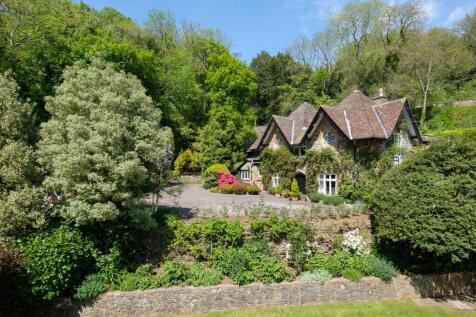 Delightful country residence with... 5 bed detached house for sale