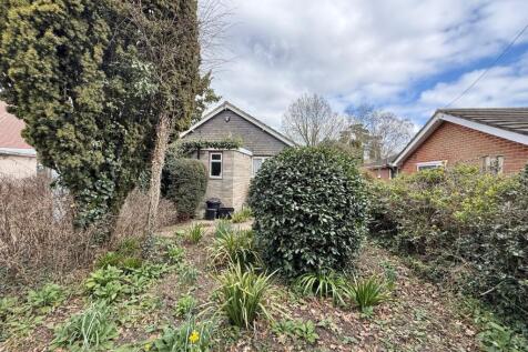 4 bedroom bungalow for sale