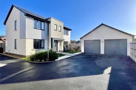 Meadowsweet Close, Christchurch BH23 4 bed detached house for sale