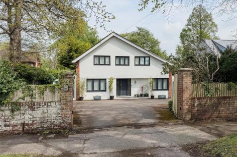 Hinton Wood Avenue, Christchurch BH23 5 bed detached house for sale