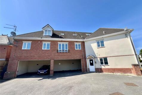 Glenville Road, Christchurch BH23 2 bed apartment for sale