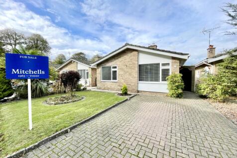 Ranelagh Road, Christchurch BH23 3 bed bungalow for sale